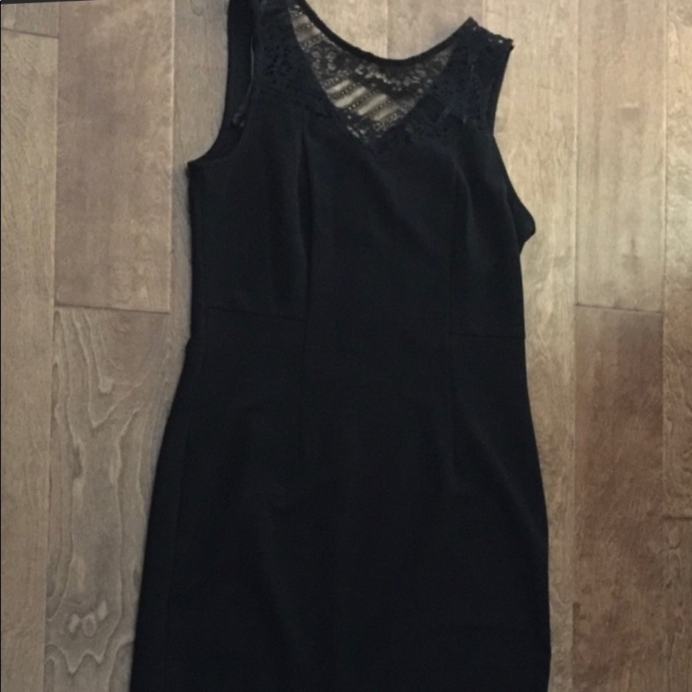 Black Classic style dress Lace front cleavage sz 8